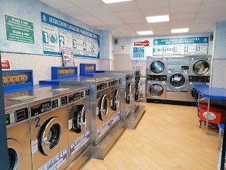 LAVANDERIA SELF SERVICE WASH & DRY