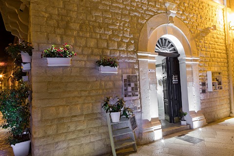 BORGOBELTRANI HOTEL B&B