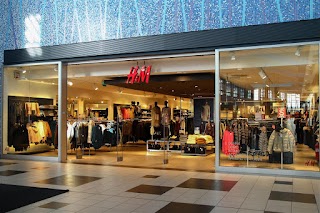 H&M