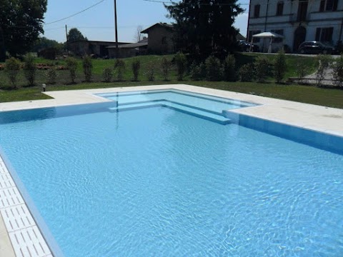 Zavatti Piscine a Sfioro - Costruzione e vendita