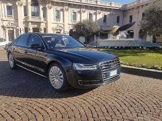 Lanterna Limousine Service di Arena Fabrizio