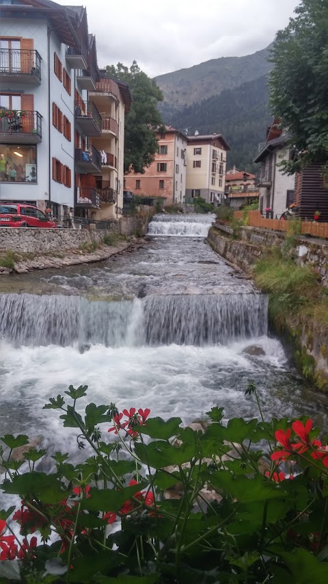 Ponte di Legno Halldis Apartments