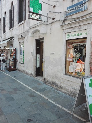 Farmacia Santa Lucia