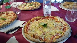 Al Giardino Pizzeria - Ristorante