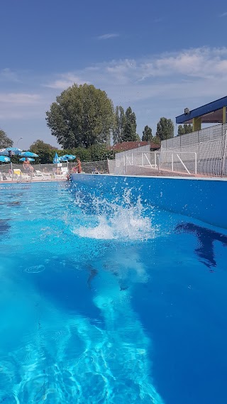 Piscina Comunale Lodi Vecchio E. Porro