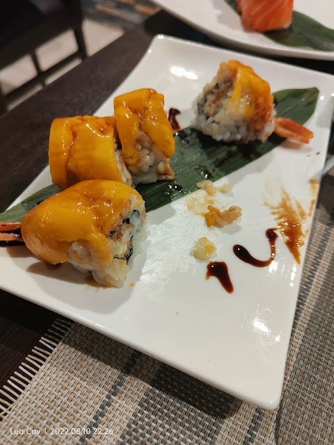 HOSHI-SUSHI-CHINESE-JAPAN