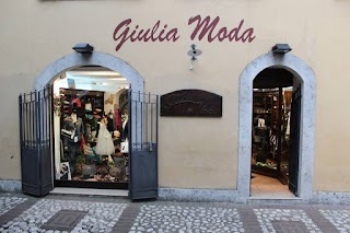 Giulia Moda