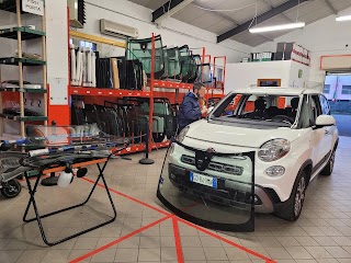 Sostituzione Vetri Auto Roma-Riparazione Vetri Auto Roma