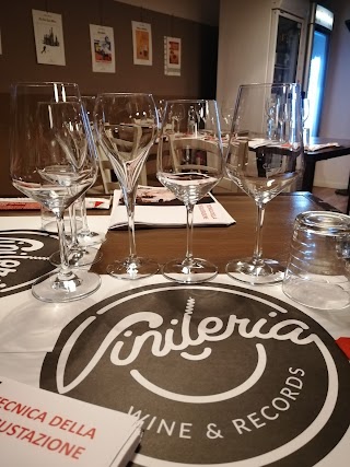 Vinileria | Ristorante Rivarolo