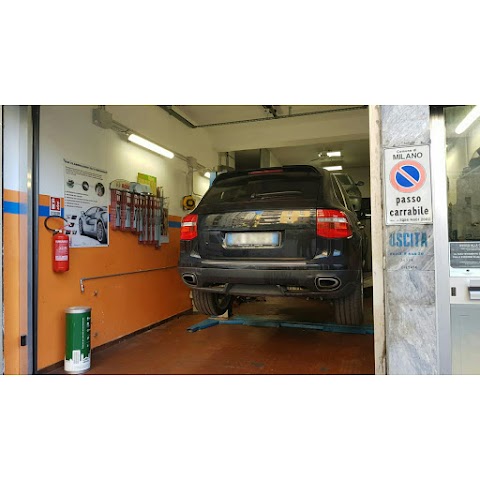 Autofficina riparazioni auto di Vallese Andrea