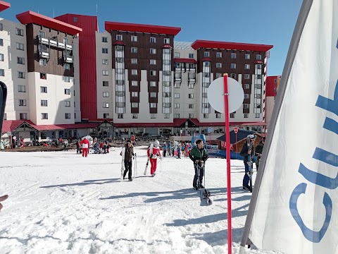 Club Med La Plagne 2100 - French Alps