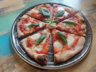 La tana pizzeria contemporanea