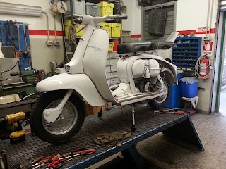 Officina moto e scooter Manoni