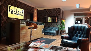 Tattoo Studio + Piercing Studio factor 7