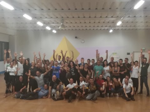 Scuola di Ballo e Danza - La Diablo Dance Evolution asd