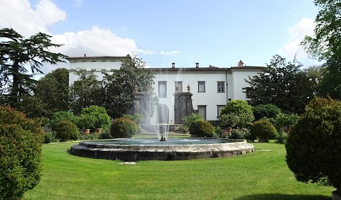 Villa Medicea la Magia