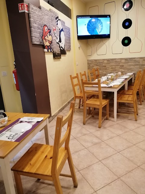 Pizzeria La Lira