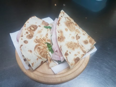 Piadineria da "Simo & Nady " Di Kustudic Nadja