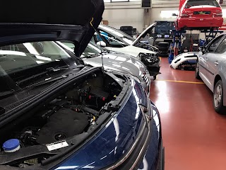 Pergetti Auto: Punto vendita e Officina autorizzata Peugeot e Citroen