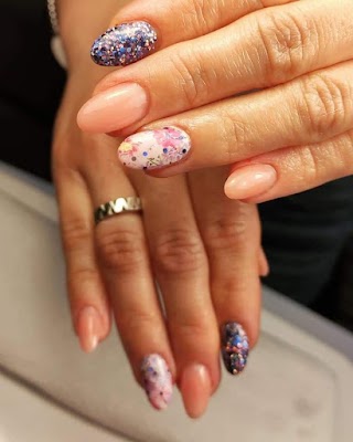 Nails by Jessica Rinella