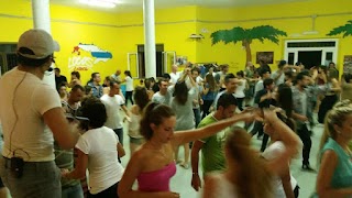 Locos Latinos Scuola di Salsa Cubana