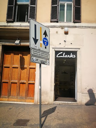 Clarks Shop Roma Tritone