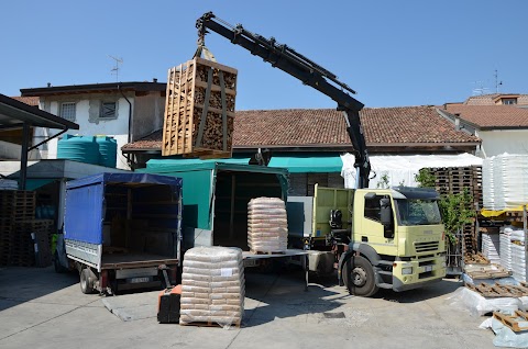 Idea di Stroppa - Pellet | Legna da ardere | Articoli per giardinaggio