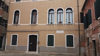 Istituto delle Figlie di San Giuseppe del Caburlotto