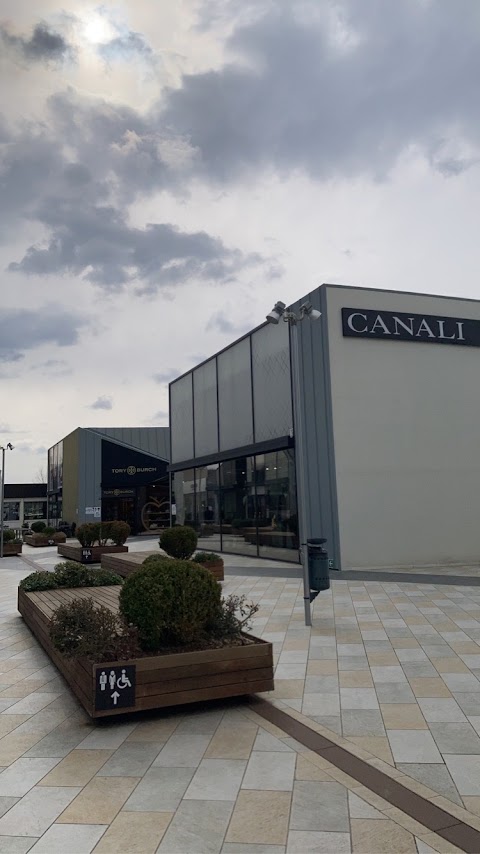 Canali Company Store - Leccio Outlet