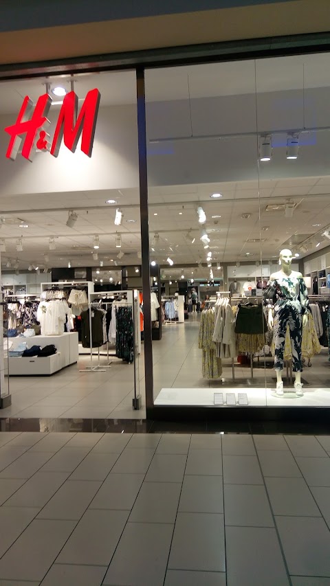 H&M