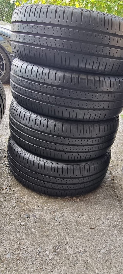 Gomme usate brescia-EDO GOMME | Vendita Gomme- Pneumatici | Trasporti | Traslochi