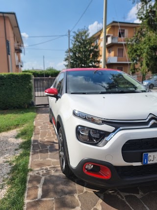 Nori Rent - Noleggio furgoni merci, Auto e 9 posti