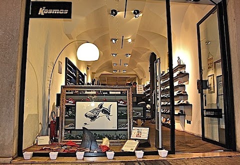 KOSMOS store