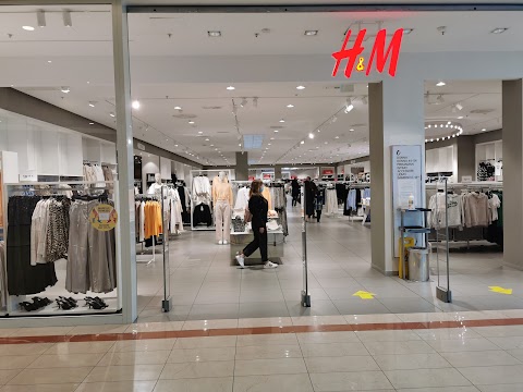 H&M