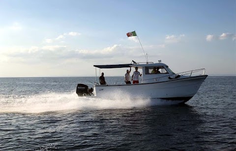 Associazione Vivere il Mare - Gite in Barca Escursioni Pesca e Feste in Barca