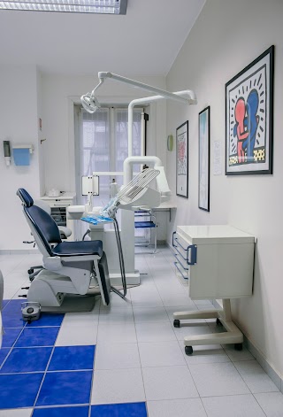 Studio Dentistico Giulia Cavagna