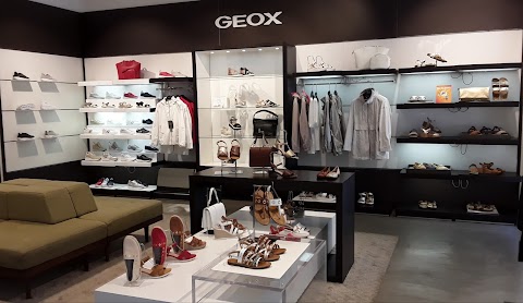 Geox