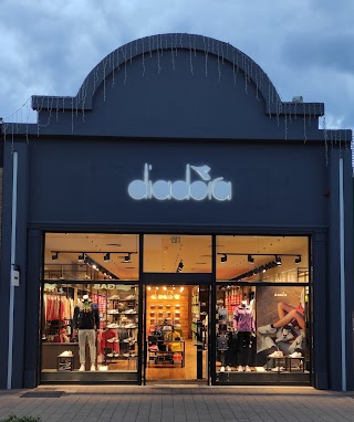 Diadora Factory Outlet Valmontone - Roma