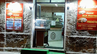 La Vecchia Napoli Pizzeria è Paninoteca