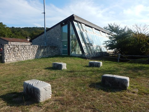 Cento visite Lago Pietrarossa