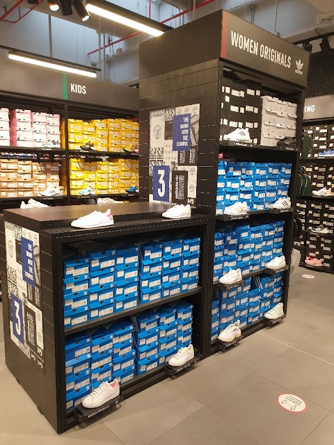 adidas Outlet Store Settimo Torinese