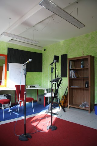 DN STUDIOPROJECT/ MUSIC HUB