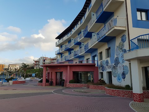 Tus'Hotel