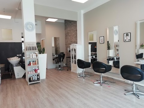 MAMì Beauty Salon