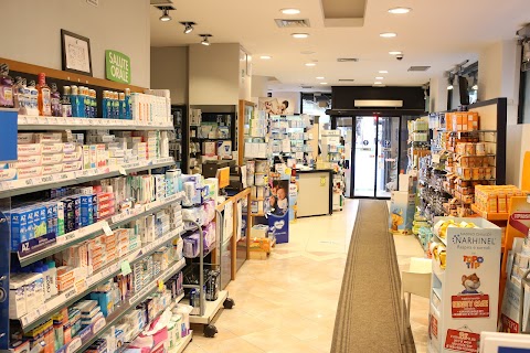 Farmacia Dr.Max Genova Monticelli