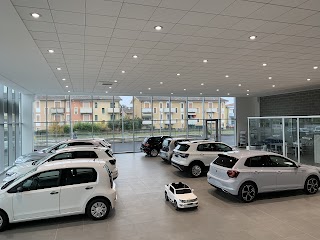 Papa Automobili Volkswagen Rivenditore ufficiale