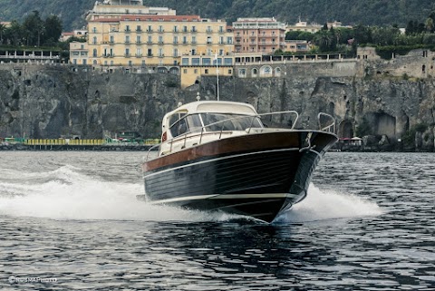 AirOne Boat Rental Noleggio Barche e Gommoni Escursioni in barca Capri Positano Amalfi