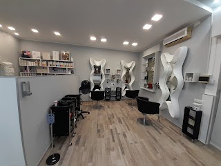 DIVA COIFFEUR di Conoscenti Domenico (Parrucchieria)