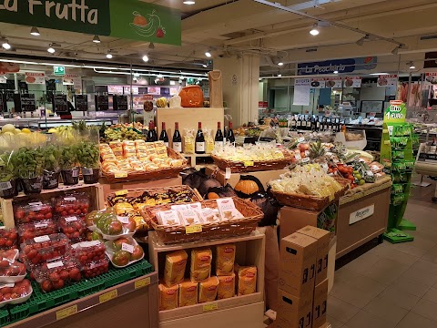 Supermercato Carrefour Market Superstore