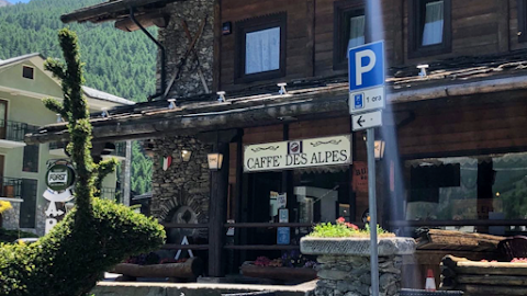 Caffè Des Alpes